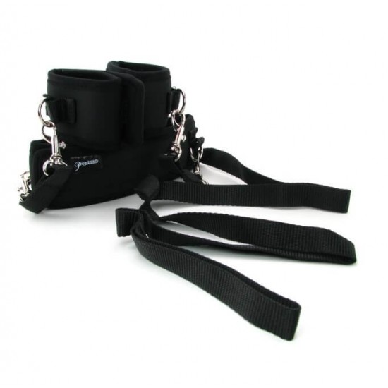 Фетиш нашийник с белезници Collar with Cuffs and Leash